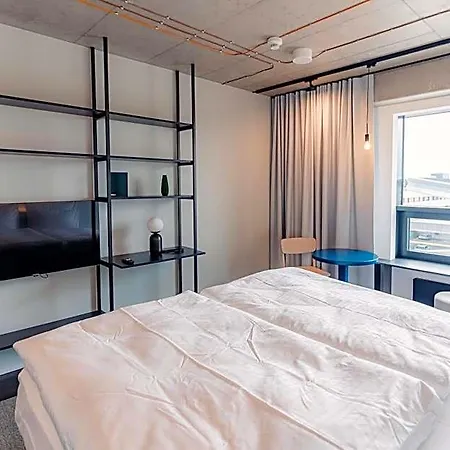 Honest Ricany Hotel 4*