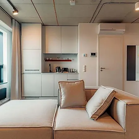 Hotel Honest Ricany